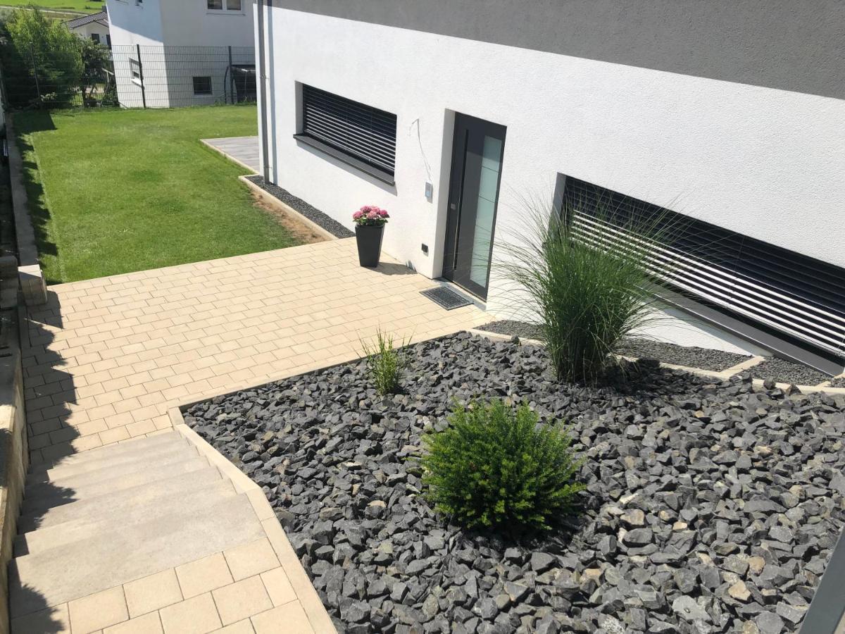 Moderne Ferienwohnung Mit Terrasse Und Garten Verwaltungsgemeinschaft Haldenwang Exterior photo